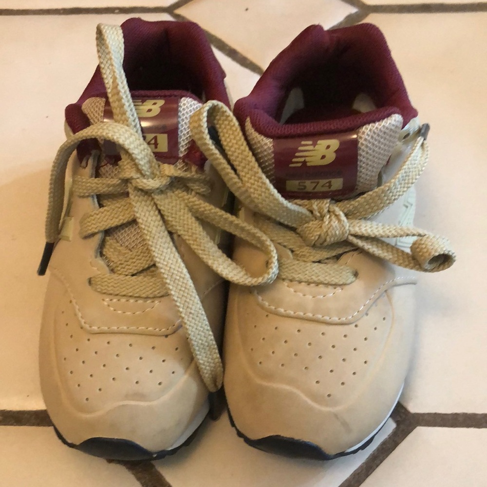 New balance boys size 9 sneakers